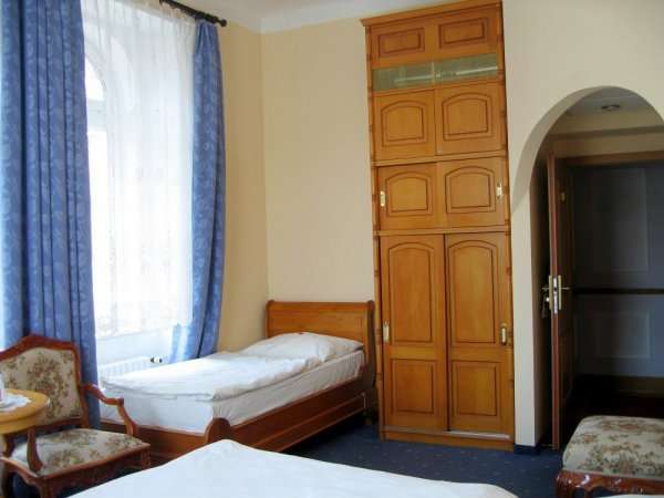 HOTEL OPERA