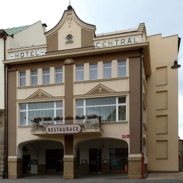 HOTEL CENTRAL