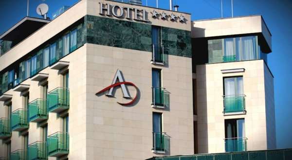 Alexandra Hotel