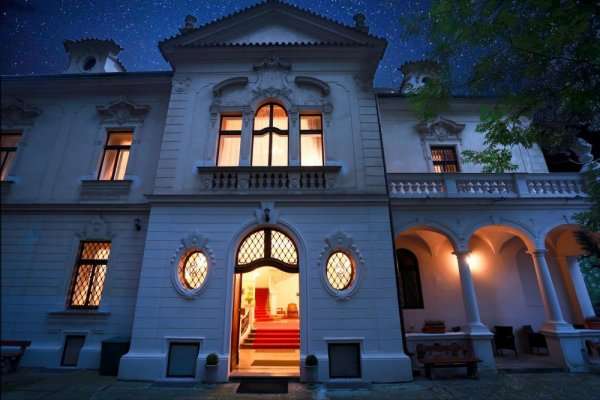Hotel U Svatého Jana