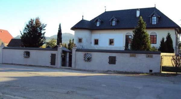Kotesova Castle