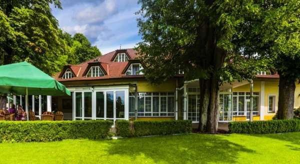 Parkhotel na Baračke