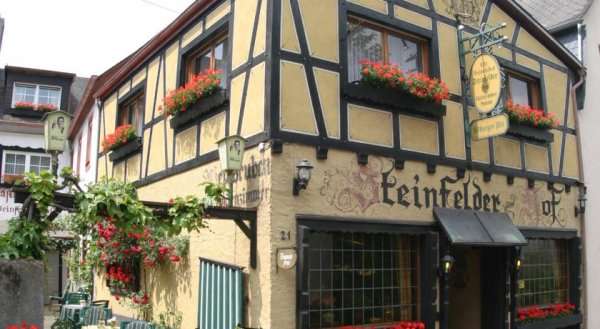 Alte Weinstuben Steinfelder Hof