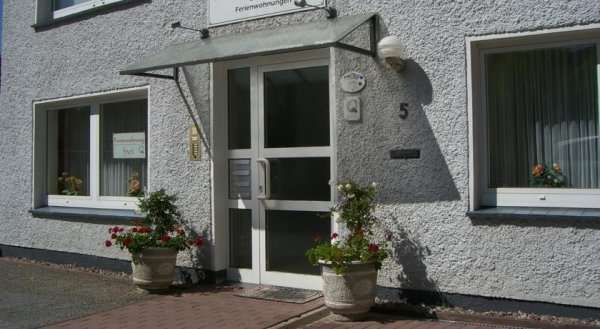 Am kleinen Brunnen