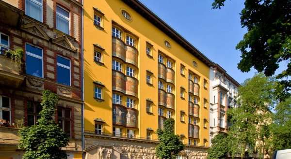 Amstel House Hostel