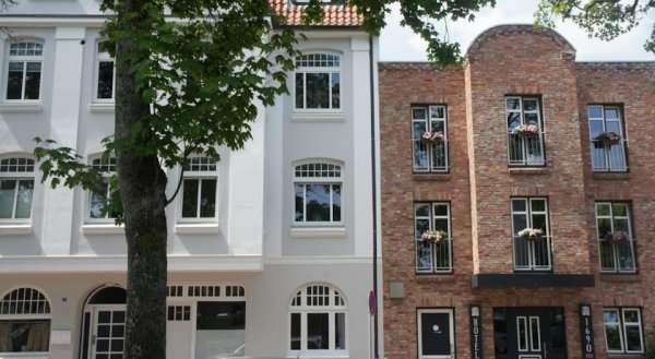 Apartment 1690