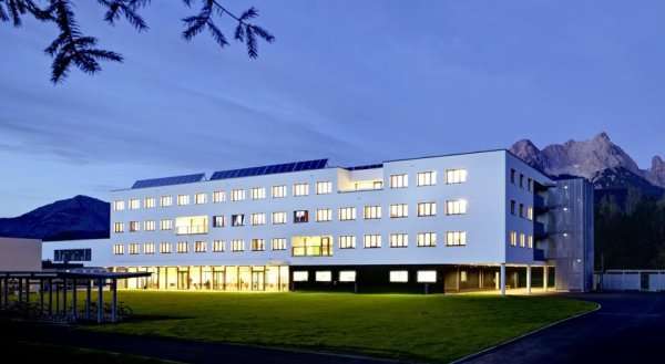 Alm 34 Hostel