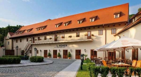 Lindner Hotel Prague Castle