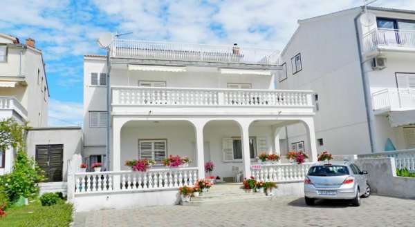 Apartment and Rooms Vinko