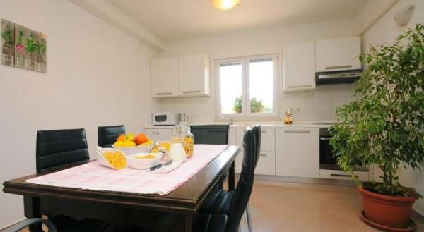 Adriana Holiday Apartment