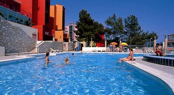 Albona Hotel & Residence