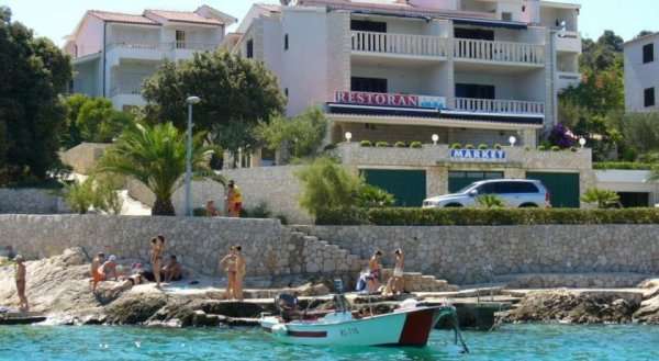 Aparthotel eM Ka