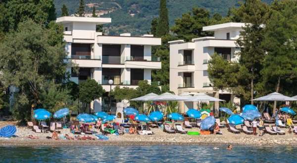 Apart- Hotel Kuce Lekovica