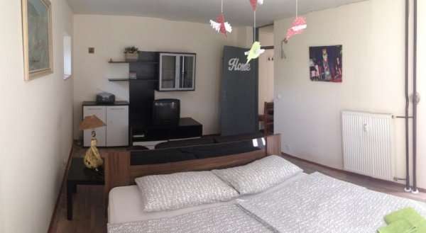 Apartma Hudovernikova