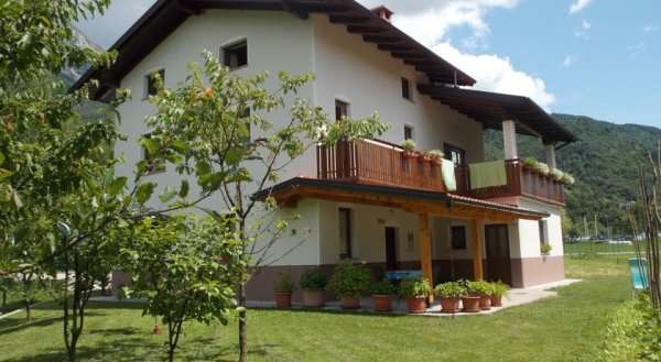 Apartment and Room Natasa