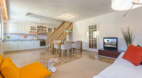 Apartment Fine Dalmatinova