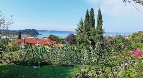 Apartment Portoroz *LXXXI *