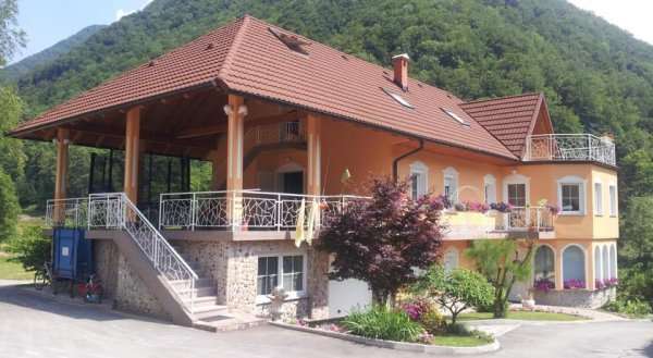 Apartment Sotočje