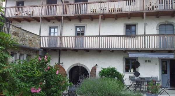 Apartments Dvor