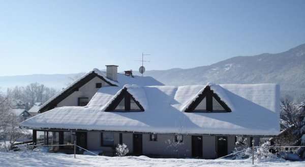 Apartments Jaka