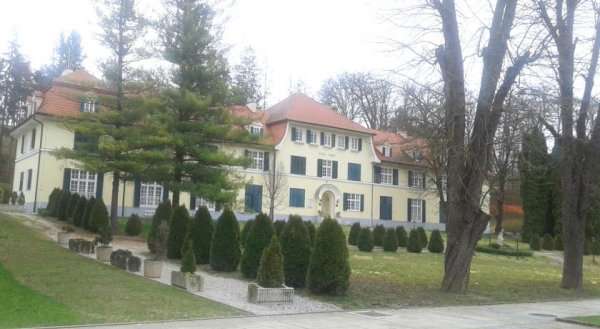 Apartments Mihole - Vila Golf