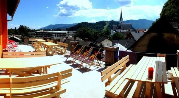 Castle Hostel 1004