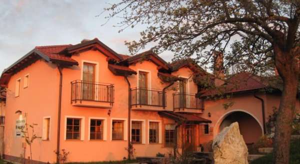 Farm House Na Meji