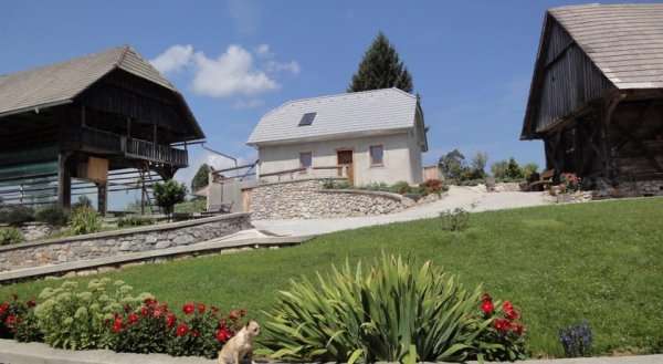 Farm Stay Happy Village