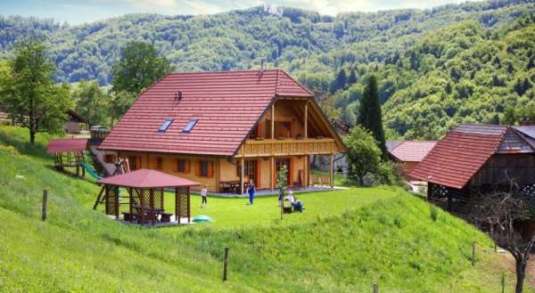 Farm Stay Pirc
