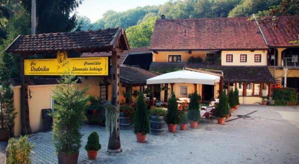 Guest House pri Vodniku