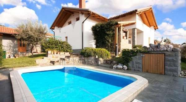 Holiday home Dekani 24