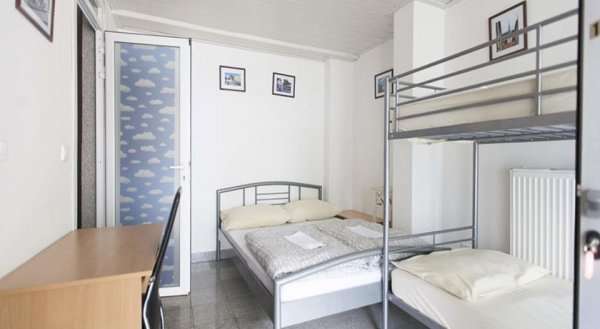 Hostel 24/2