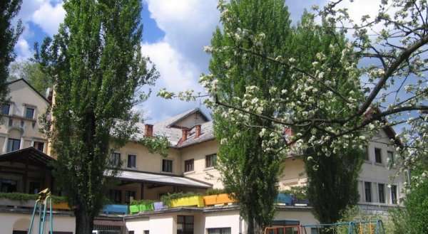 Hostel Idrija