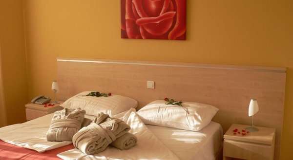 Hotel Epicenter