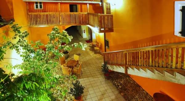 Rooms & Apartments Šilak