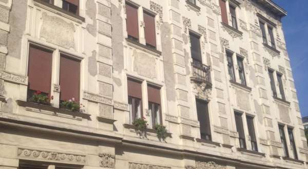 Rooms Center