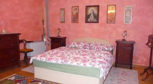 Rozina Vacation House