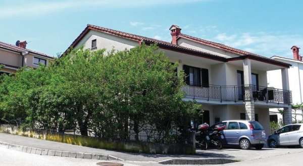Three-Bedroom Apartment with Sea View in Izola