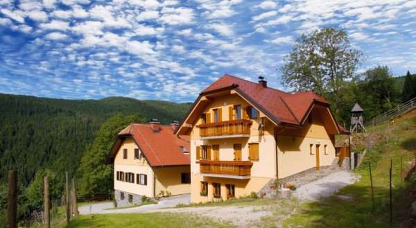Tourist Farm Arbajter