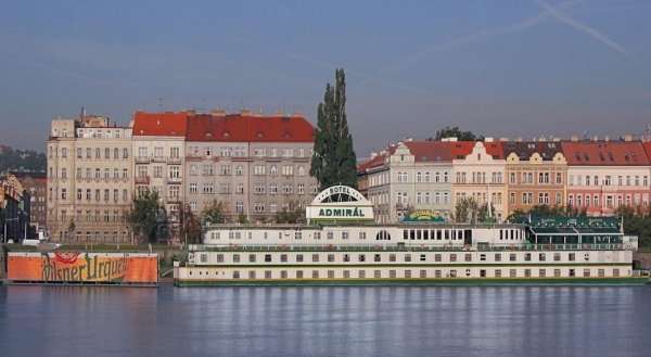 Admiral Botel