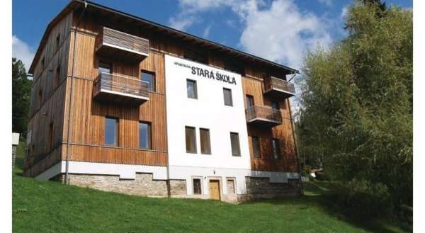 Apartment Horni Tric IV