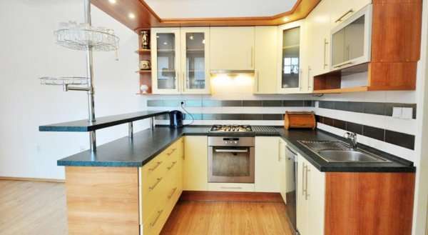 Apartment Tovarni