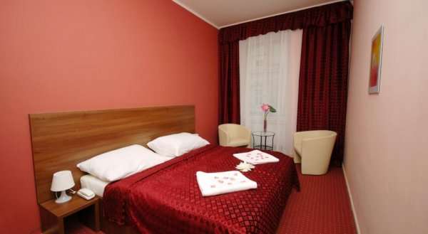 Colloseum Hotel