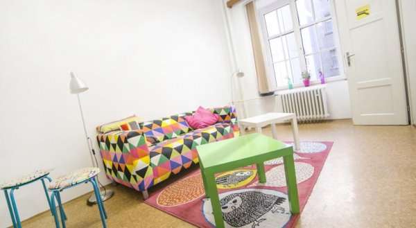 Dizzy Daisy Hostel