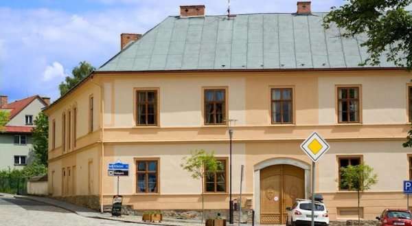 Domus Maria