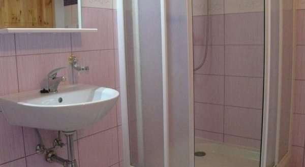 Guest House Yellow