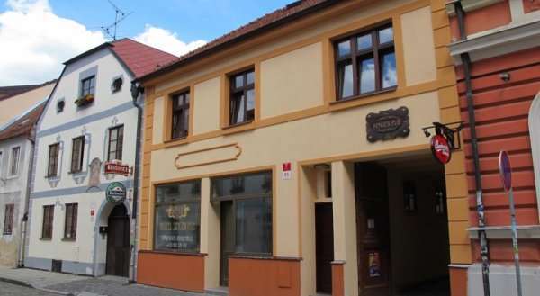 Hostel Singer Pub