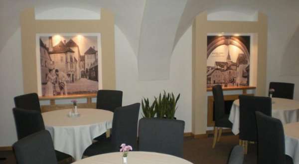 Hotel Bílá Paní