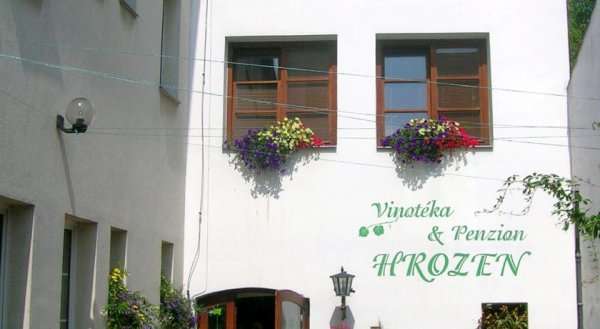 Penzion a Vinoteka Hrozen