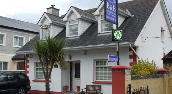 Arklow Bay Orchard Bed and Breakfast